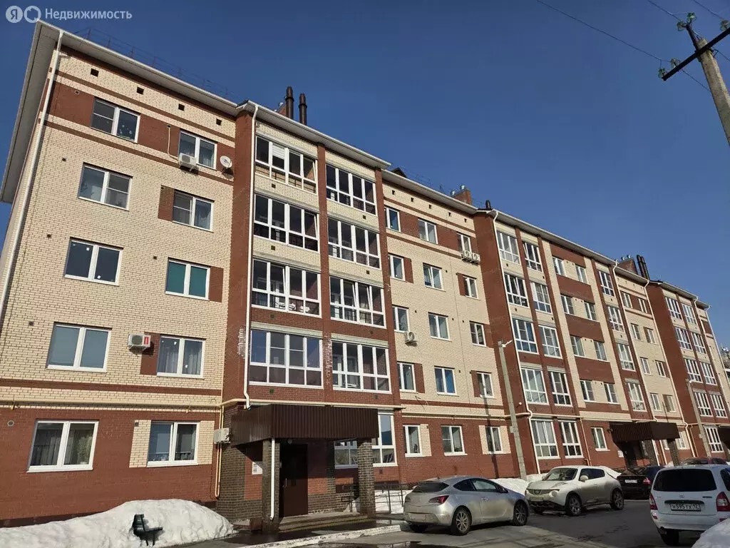 1-комнатная квартира: посёлок городского типа Медведево, улица Ленина, ... - Фото 1