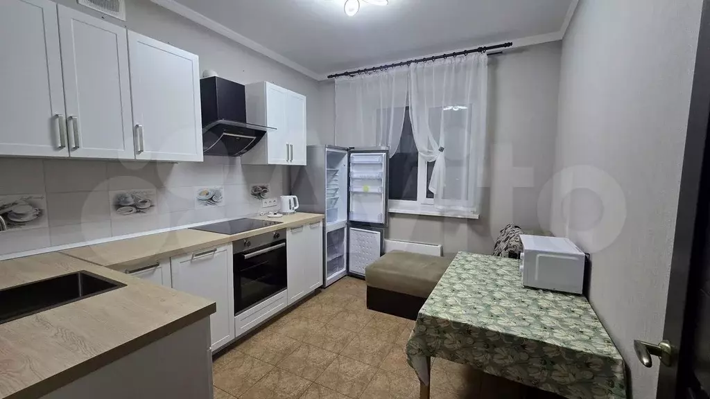 1-к. квартира, 40 м, 2/9 эт. - Фото 0