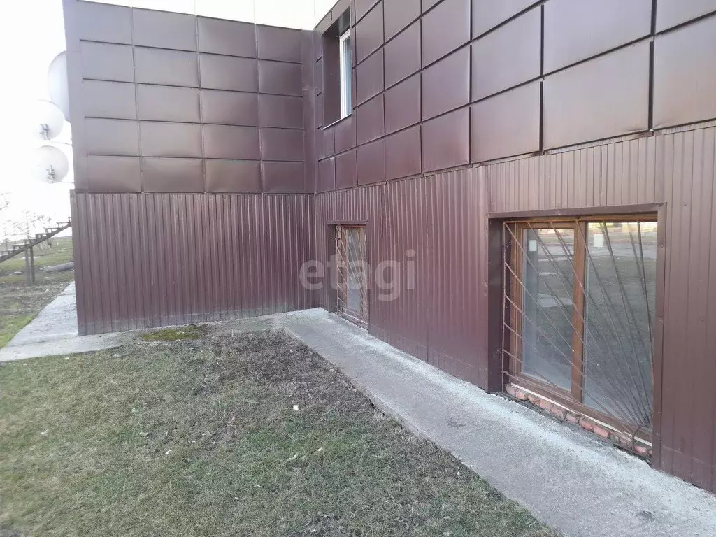 3-к кв. Белгородская область, Короча Советская ул., 17 (78.0 м) - Фото 1