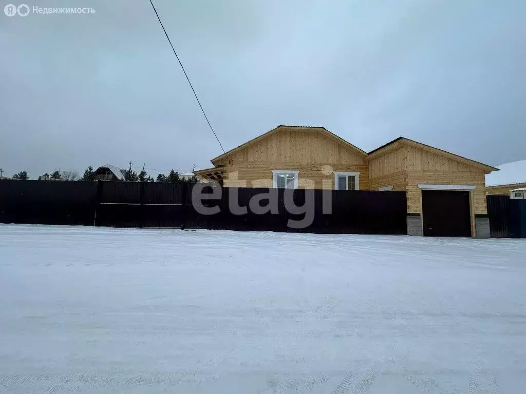 Дом в село Нижний Саянтуй, ДНТ Багульник, 3-й квартал (210 м) - Фото 1