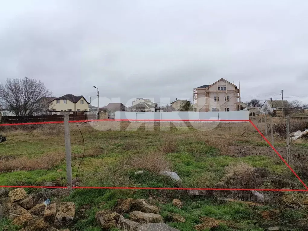 Участок в Крым, Сакский район, Ореховское с/пос, с. Михайловка ул. ... - Фото 1