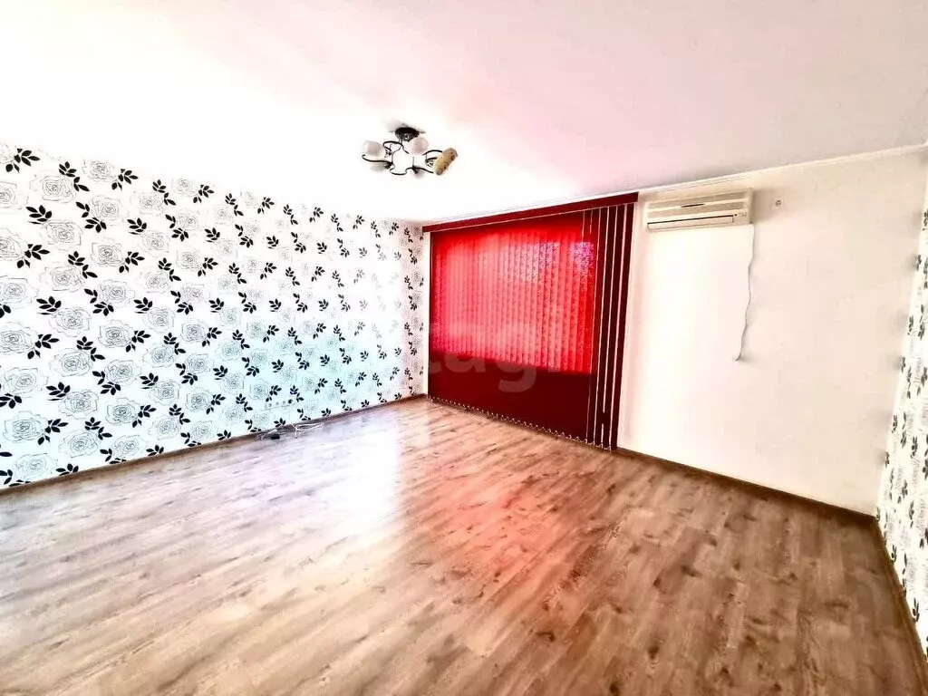 3-комнатная квартира: Анапа, Астраханская улица, 77 (108.9 м) - Фото 2