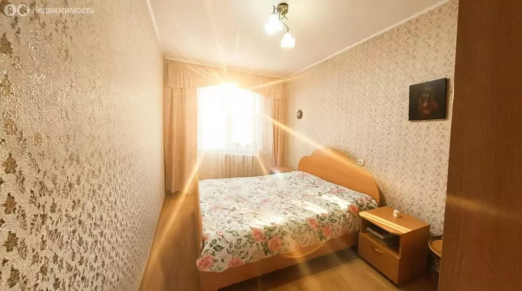 3-комнатная квартира: Киров, улица Левитана, 1 (60 м) - Фото 1