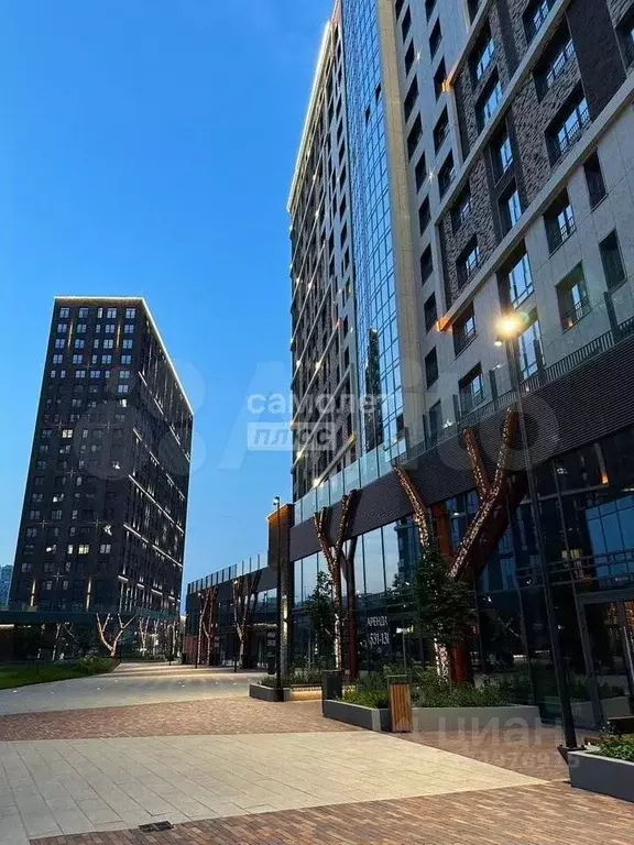 2-к кв. Тюменская область, Тюмень ул. Николая Машарова, 8 (77.0 м) - Фото 1