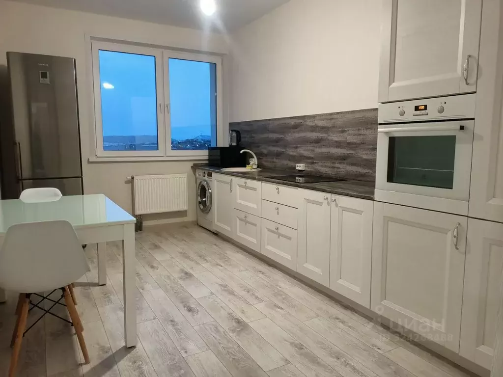 2-к кв. Красноярский край, Красноярск ул. Петра Подзолкова, 22 (68.0 ... - Фото 1