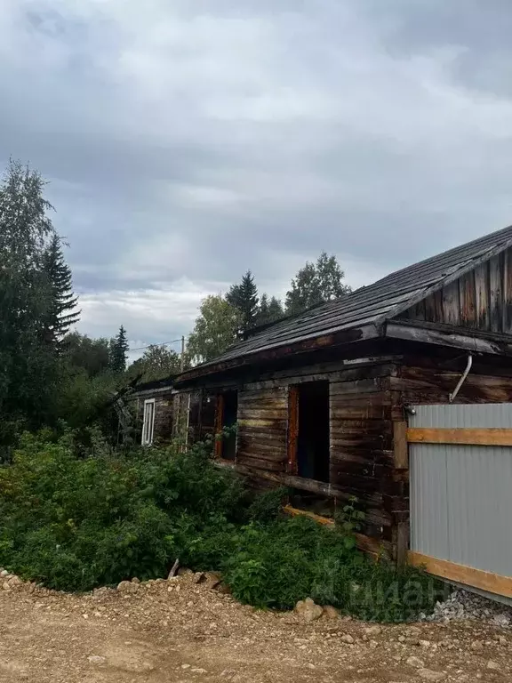 Свободной планировки кв. Саха (Якутия), Ленский район, Витим пгт ул. ... - Фото 0