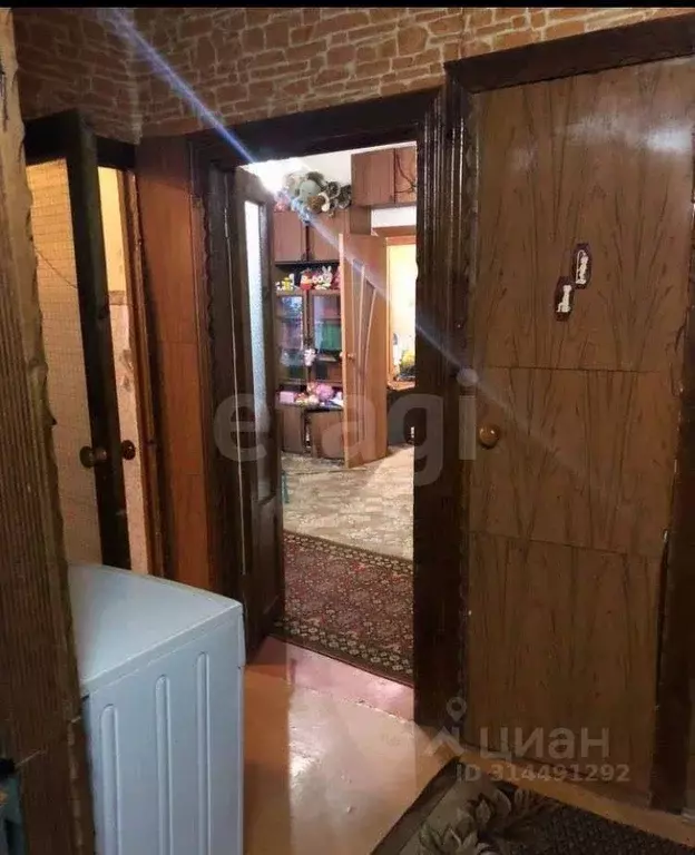 2-к кв. Брянская область, Жуковка Молодежная ул., 36 (46.4 м) - Фото 0