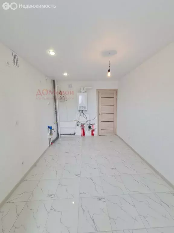2-комнатная квартира: Смоленск, улица Нахимова, 23А (65 м) - Фото 1