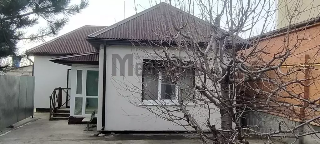 Дом в Волгоградская область, Волгоград Кубанская ул., 65 (63 м) - Фото 0