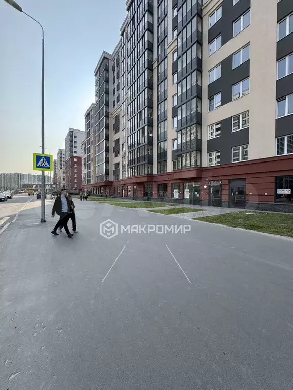 Помещение около остановки - Фото 1