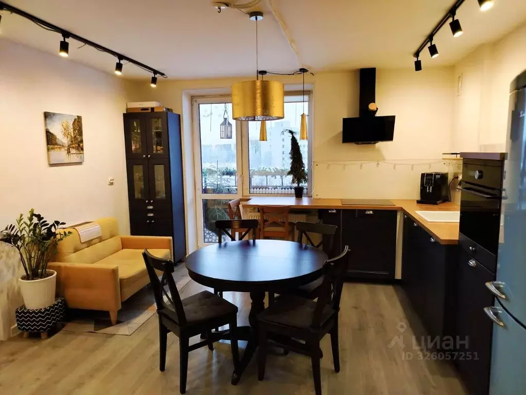 3-к кв. Ленинградская область, Мурино Всеволожский район, ул. Шоссе в ... - Фото 2