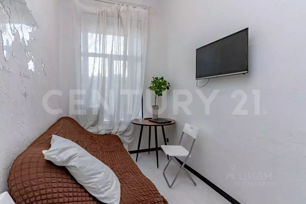 Комната Санкт-Петербург Московский просп., 138 (28.0 м) - Фото 1