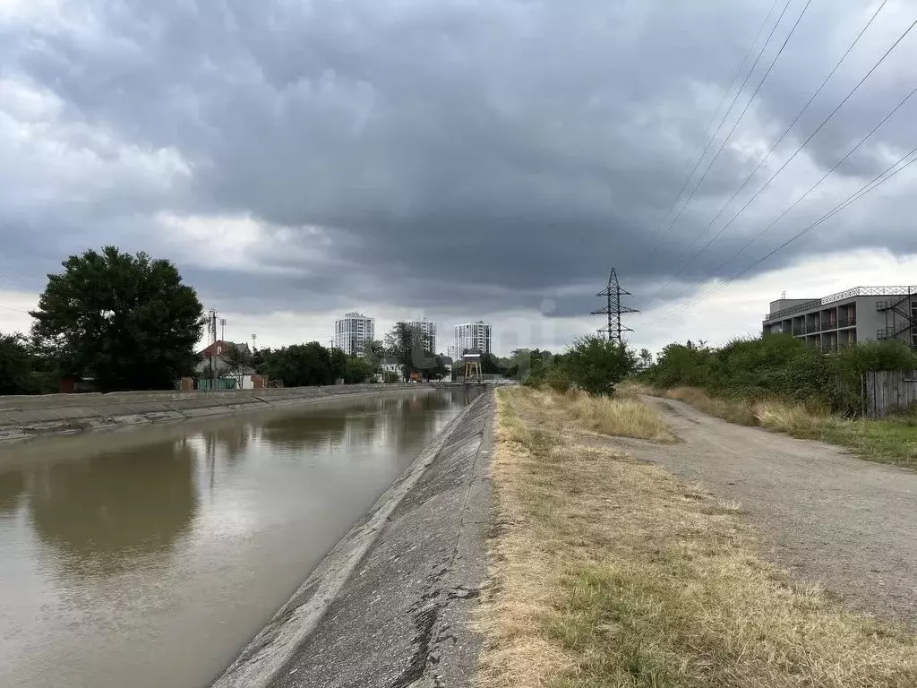 Участок в Адыгея, Майкоп Подлесная ул. (26.27 сот.) - Фото 1