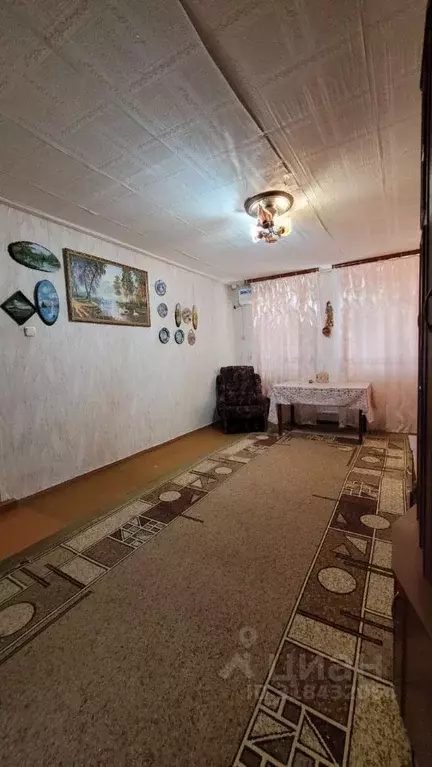 Дом в Астраханская область, Икрянинский район, Красные Баррикады рп ... - Фото 1