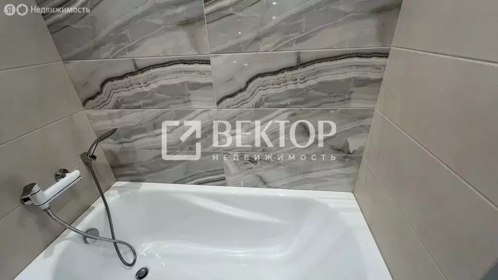 2-комнатная квартира: Ярославль, улица Нефтяников, 13 (45 м) - Фото 2