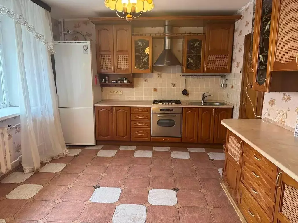 3-к кв. Самарская область, Самара Корабельная ул., 12 (100.0 м) - Фото 0