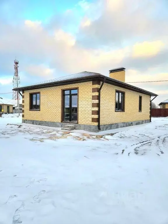 Дом в Волгоградская область, Краснослободск Среднеахтубинский район, ... - Фото 0