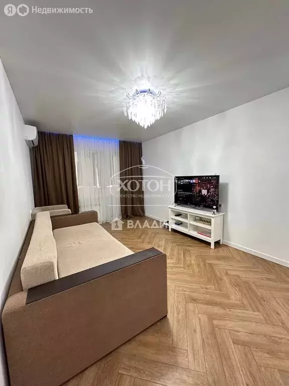 3-комнатная квартира: Элиста, 8-й микрорайон, 56 (66.6 м) - Фото 2