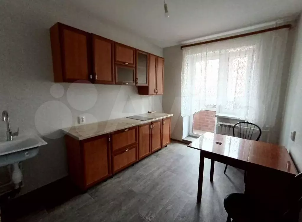 1-к. квартира, 40 м, 8/10 эт. - Фото 1