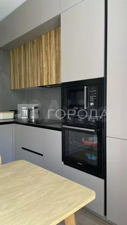 3-к. квартира, 83 м, 3/3 эт. - Фото 1
