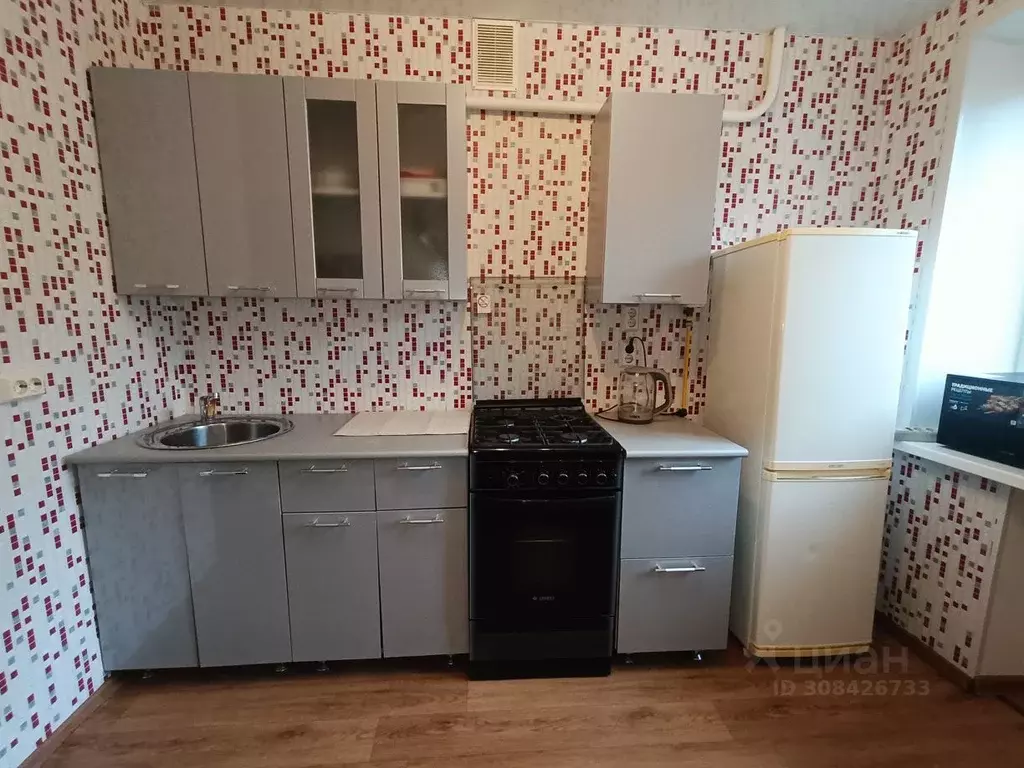 2-к кв. Самарская область, Тольятти ул. Победы, 72 (56.0 м) - Фото 1
