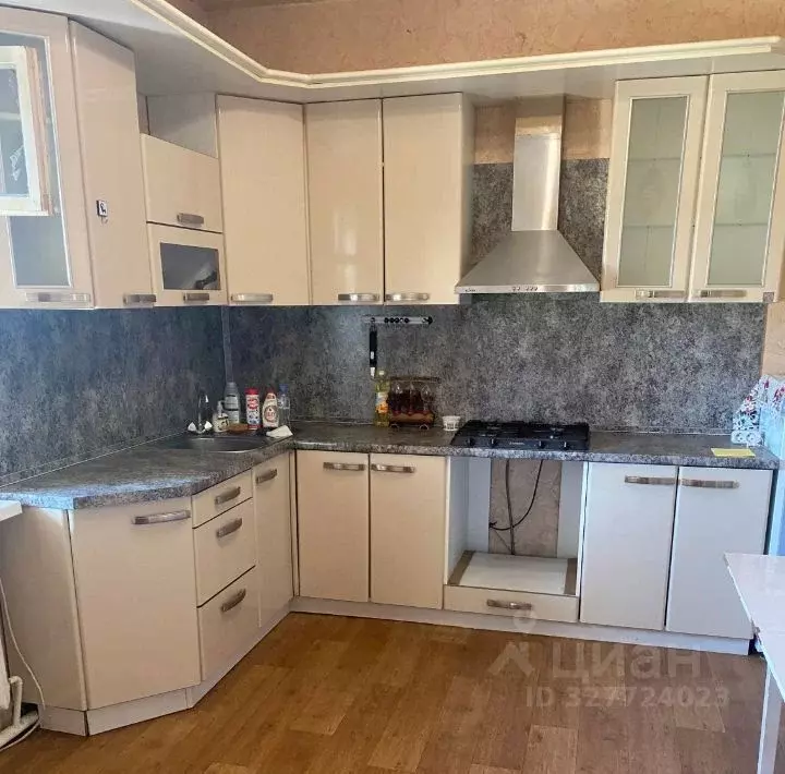 Дом в Калужская область, Жуков Советская ул. (120 м) - Фото 1