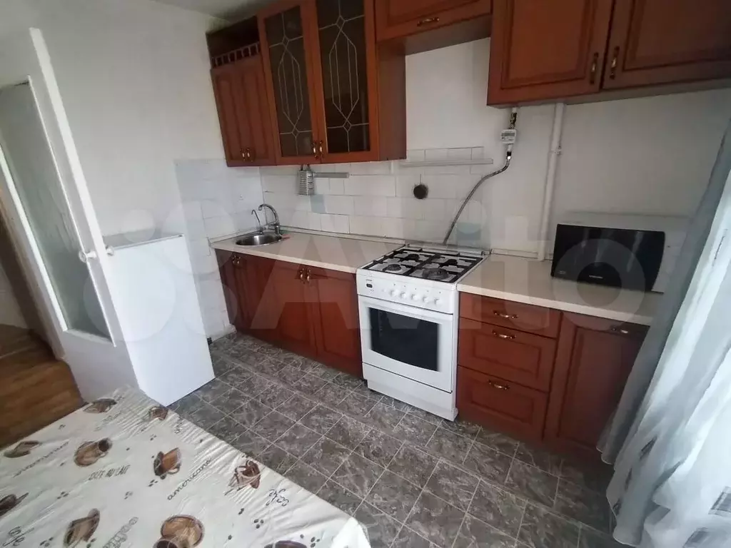 2-к. квартира, 55 м, 3/9 эт. - Фото 0