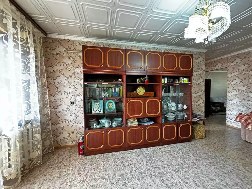 3-к кв. Хакасия, Абакан ул. Чертыгашева, 79 (58.4 м) - Фото 1