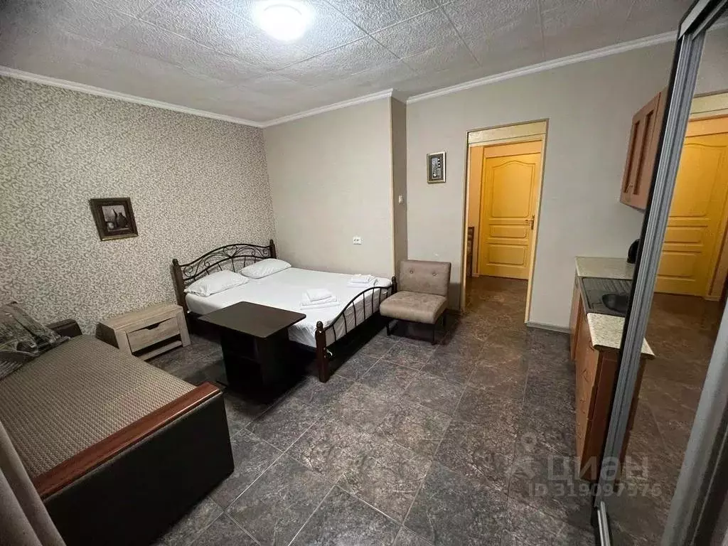 Комната Краснодарский край, Сочи Адлер жилрайон, ул. Гвардейская, 5 ... - Фото 1