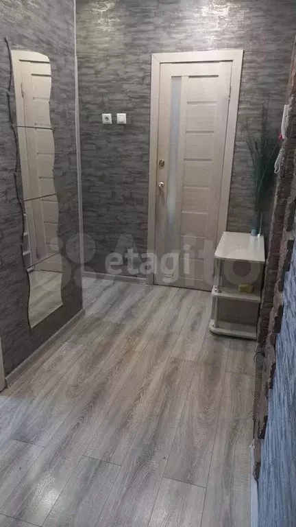 2-к. квартира, 50 м, 8/10 эт. - Фото 1