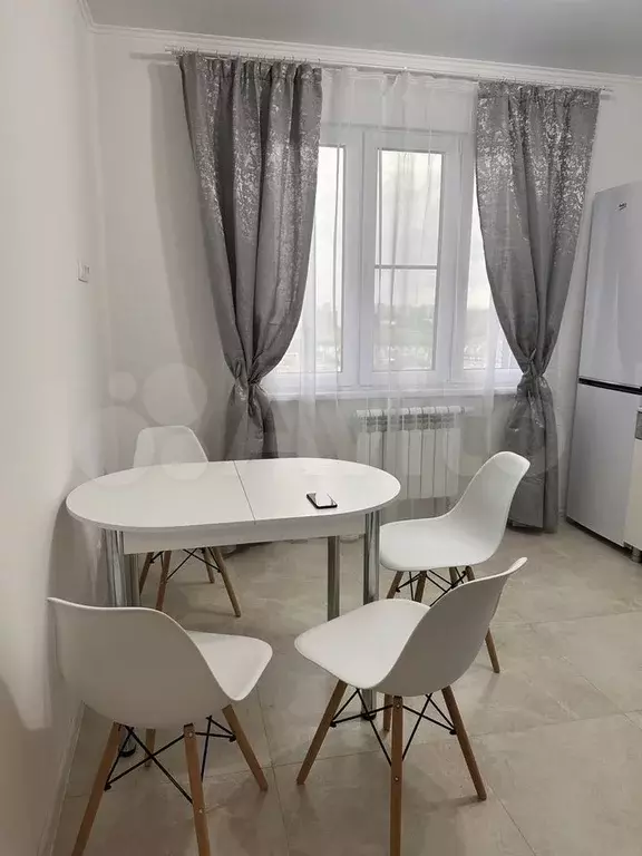 2-к. квартира, 60 м, 13/16 эт. - Фото 1