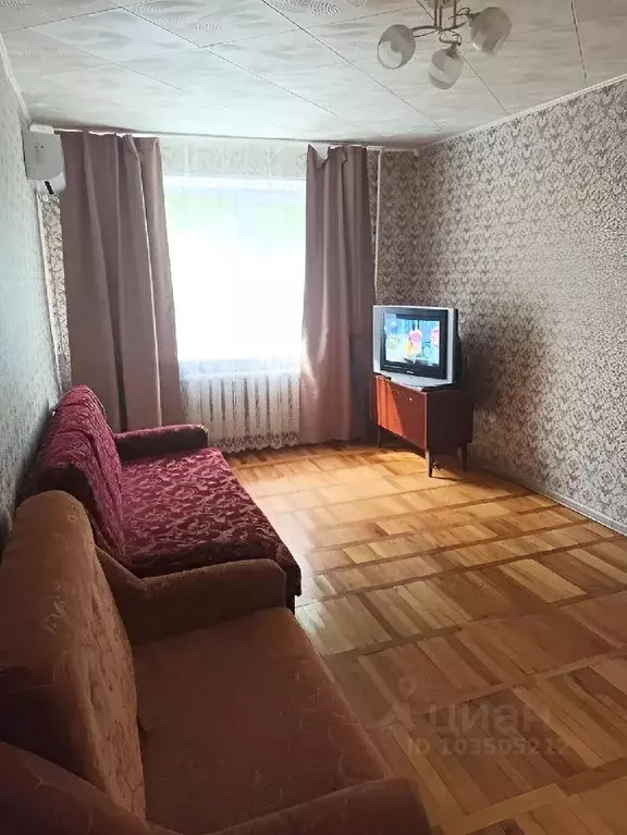 1-к кв. Краснодарский край, Ейск ул. Шмидта, 283 (36.0 м) - Фото 0