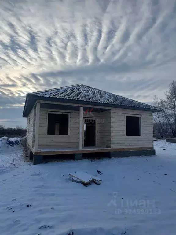 Дом в Хакасия, Усть-Абаканский район, пос. Тепличный ул. Ленина, 102 ... - Фото 2