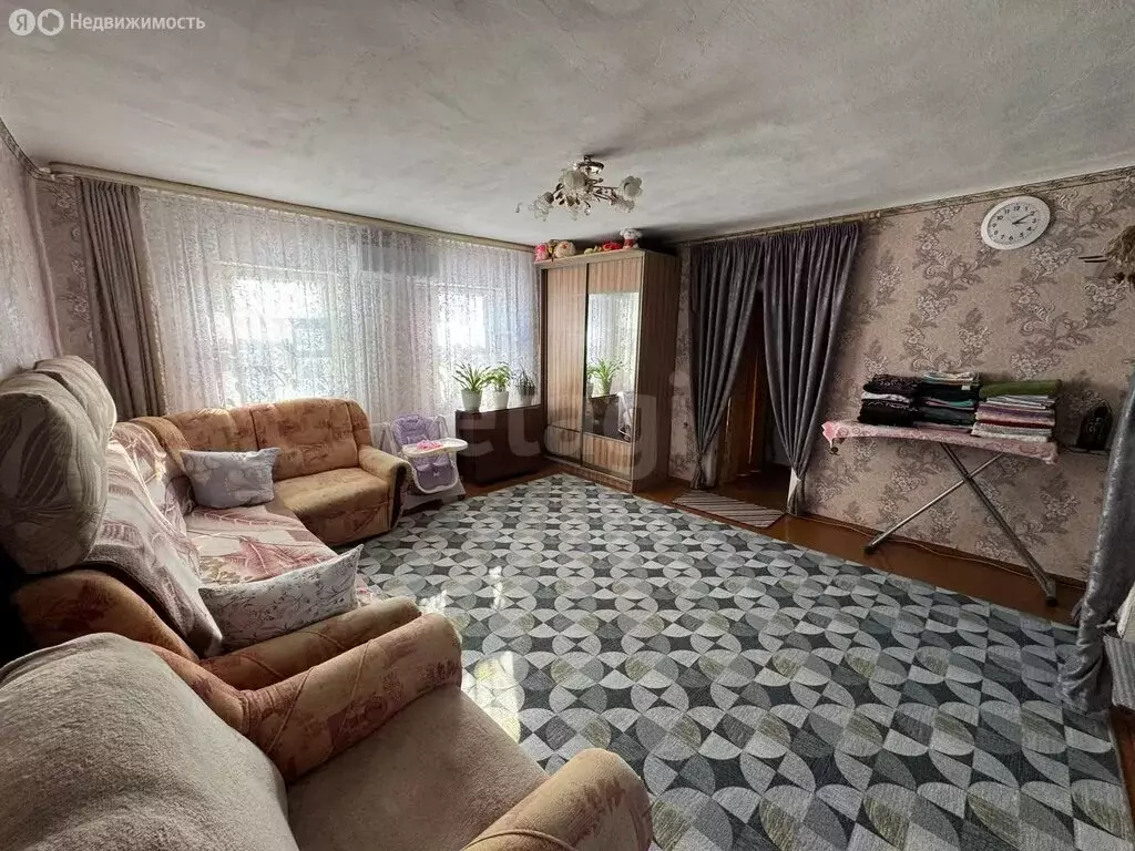 Дом в посёлок Менделеевский, посёлок Первомайский, улица Шевченко ... - Фото 1