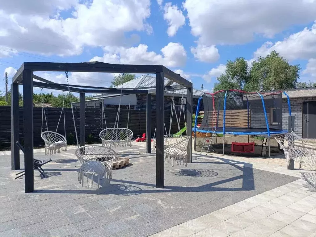 Дом в Волгоградская область, Среднеахтубинский район, Кировское с/пос, ... - Фото 2