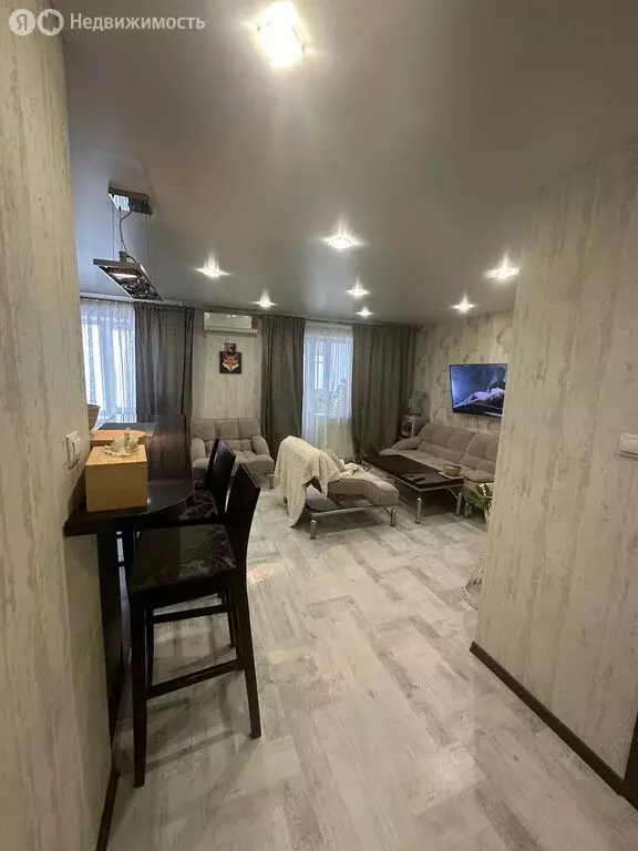 1-комнатная квартира: Волгоград, улица Балакирева, 2 (37.9 м) - Фото 1