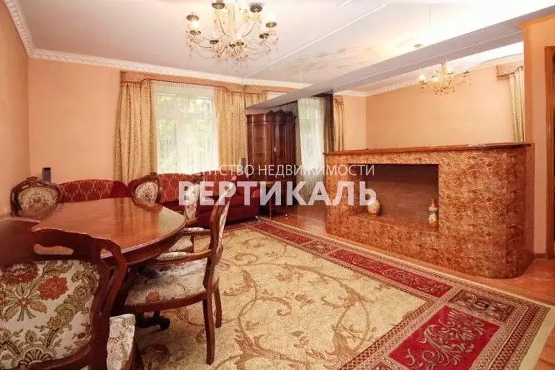 3-к кв. Москва Хомутовский туп., 4к2 (73.0 м) - Фото 0