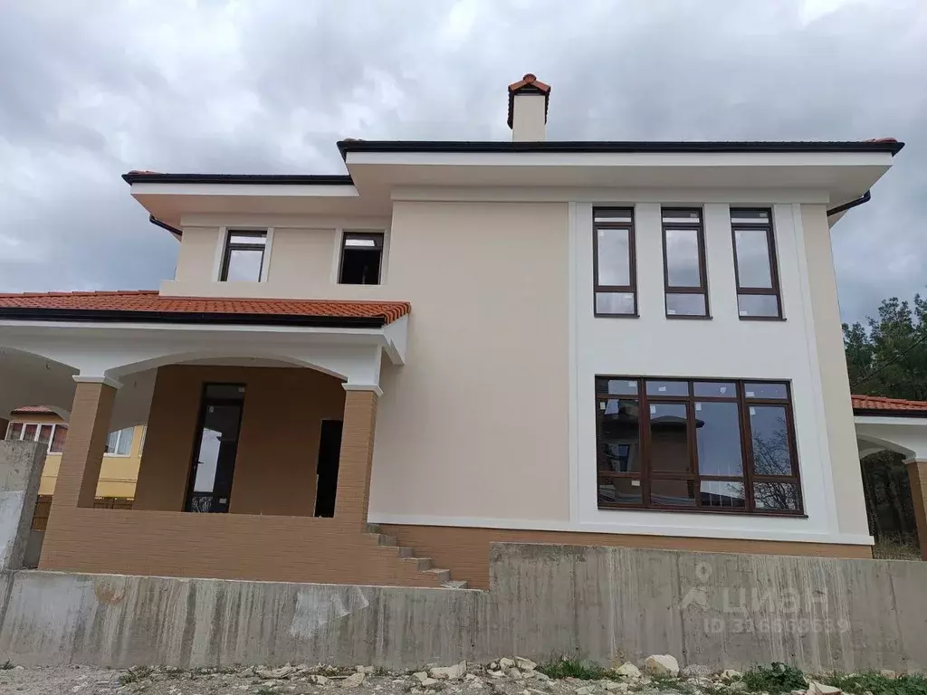Дом в Краснодарский край, Геленджик пер. 1-й Санаторный (172 м) - Фото 1