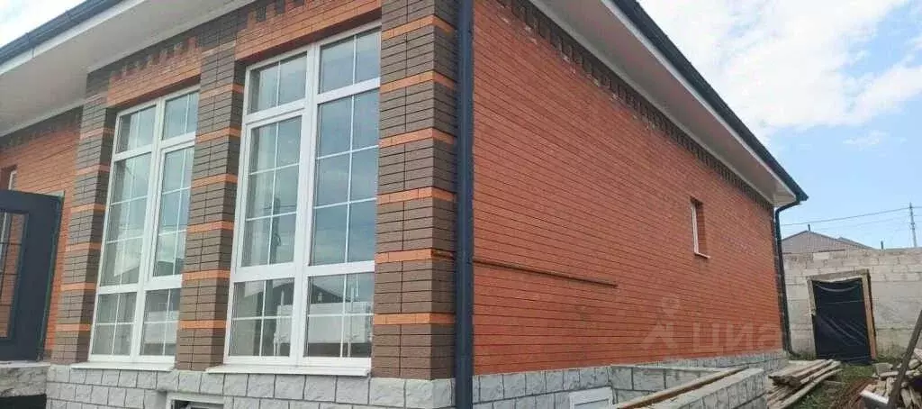 Дом в Ставропольский край, Ессентуки ул. Юбилейная, 96 (140 м) - Фото 1