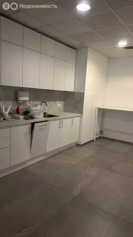 Офис (710 м) - Фото 1