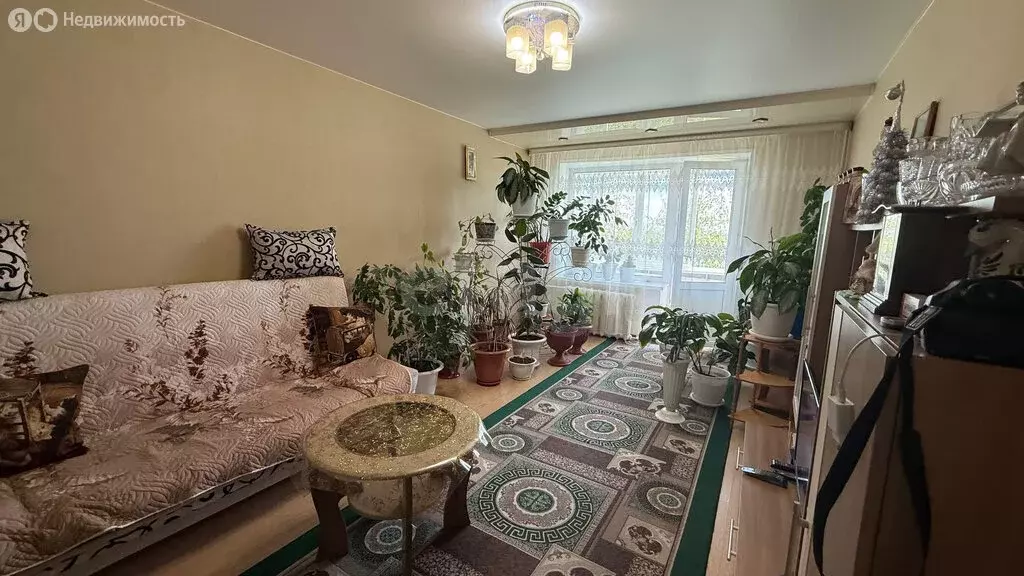 2-комнатная квартира: Покровск, Заводская улица, 2 (48.9 м) - Фото 1