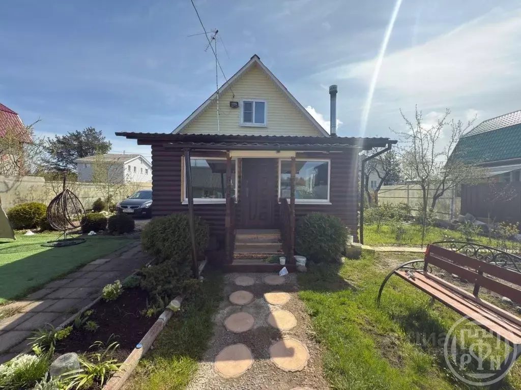 Дом в Ленинградская область, Ломоносовский район, Лебяженское ... - Фото 1