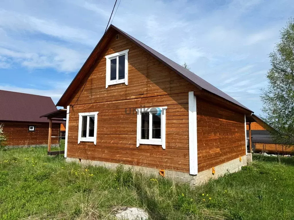 Дом в Башкортостан, Иглинский сельсовет, с. Иглино ул. Владимирская, ... - Фото 1