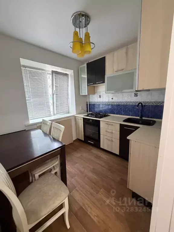 2-к кв. Саратовская область, Саратов ул. Большая Садовая, 54 (43.3 м) - Фото 2