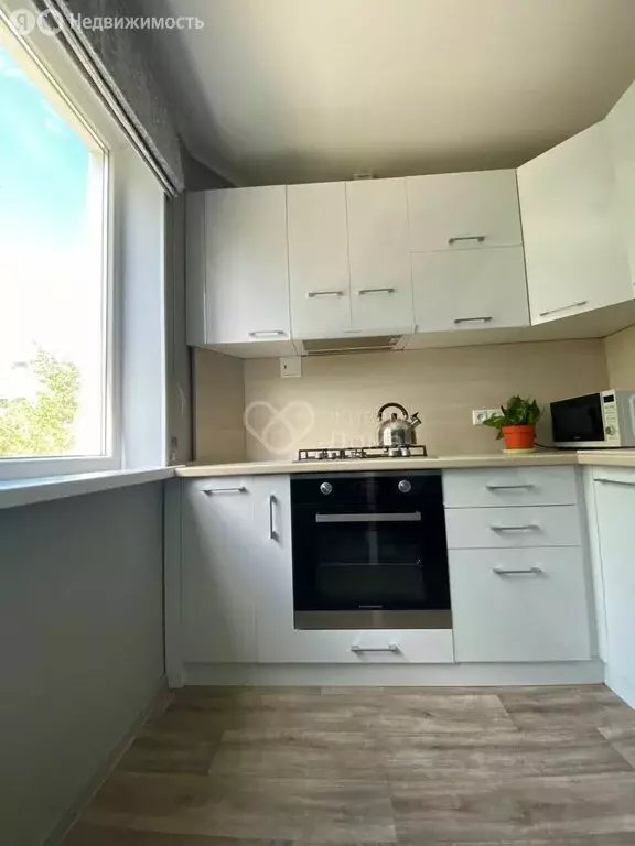 1-комнатная квартира: Волгоград, Курильская улица, 9 (38 м) - Фото 1