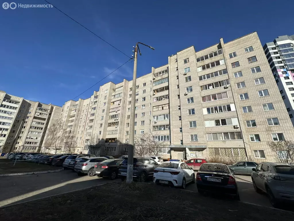 3-комнатная квартира: Елабуга, улица Марджани, 22 (64.1 м) - Фото 1