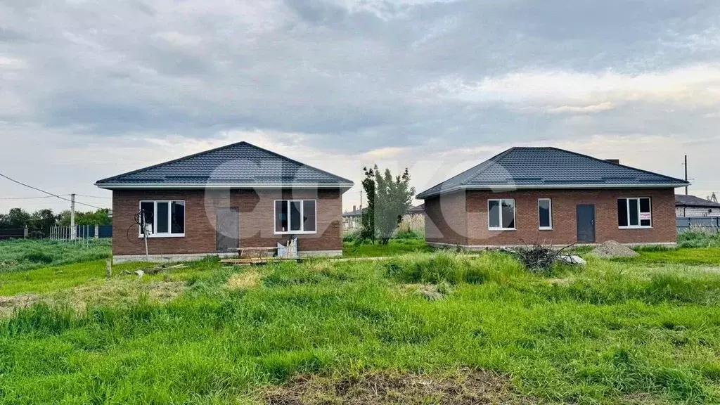 Дом в Краснодарский край, Кореновск ул. Хабибуллина (110 м) - Фото 2