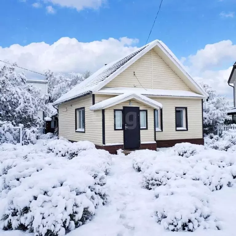Дом в Ульяновская область, Ульяновск пер. Гастелло, 64 (39 м) - Фото 1