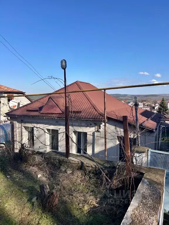 Дом в Крым, Симферополь ул. Голубца, 15 (70 м) - Фото 1