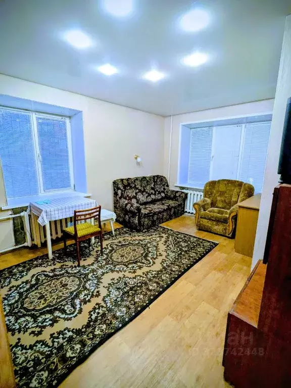 1-к кв. Удмуртия, Ижевск Строитель жилрайон, Городок Строителей мкр, ... - Фото 1